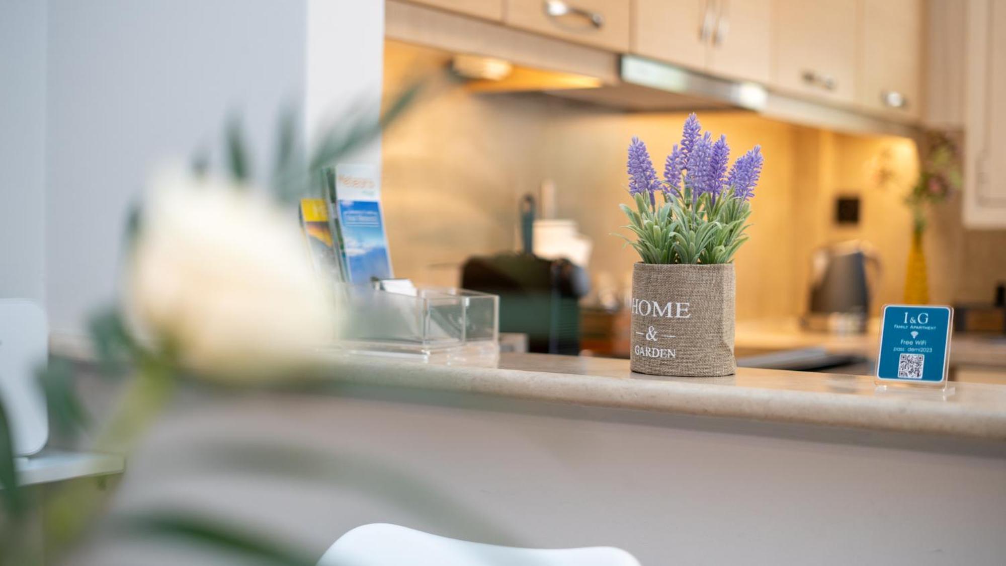 I & G Family Apartment กาลัมปากา ภายนอก รูปภาพ